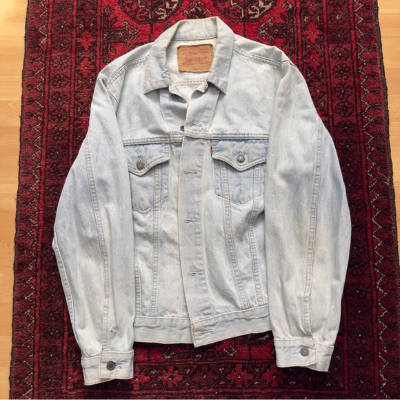 Levi's Other - Levi's Vintage Men's Light Wash Denim Trucker Jacket Size 40